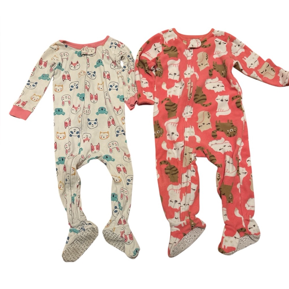 2 Carters One Piece Pajamas GUC